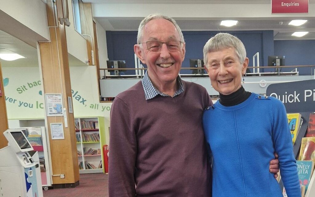 library volunteer near me